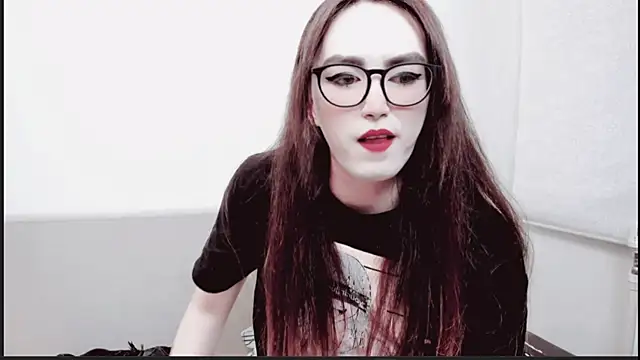 MinniMaksy online show from 1, 3, 2025