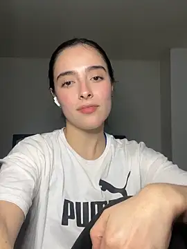 swrennn19 online show from 7, 10, 2025