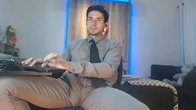 Snapshot of Andrew_4_ chatting on 9, 9, 2025 Andrew 4 online show from 9, 9, 2025