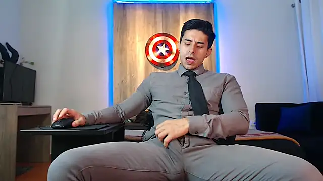 Snapshot of Andrew_4_ chatting on 4, 12, 2024 Andrew 4 online show from 4, 12, 2024