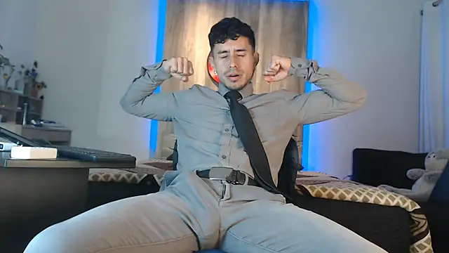 Snapshot of Andrew_4_ chatting on 5, 10, 2025 Andrew 4 online show from 5, 10, 2025