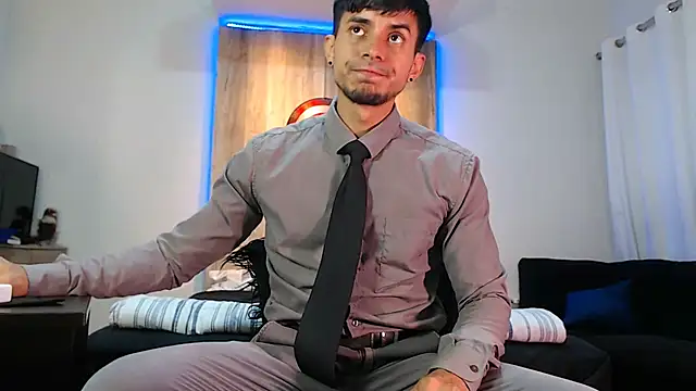 Snapshot of Andrew_4_ chatting on 8, 2, 2025 Andrew 4 online show from 8, 2, 2025