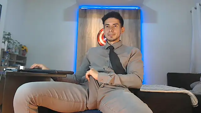 Snapshot of Andrew_4_ chatting on 9, 11, 2025 Andrew 4 online show from 9, 11, 2025