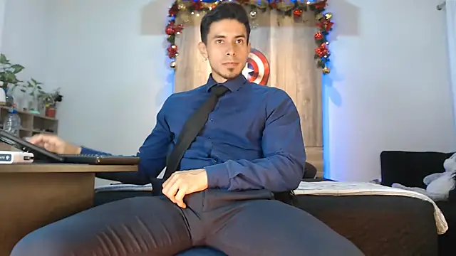 Snapshot of Andrew_4_ chatting on 16, 12, 2025 Andrew 4 online show from 16, 12, 2025