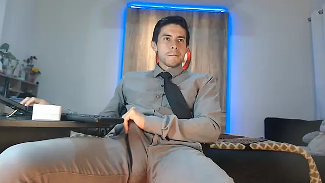 Snapshot of Andrew_4_ chatting on 23, 9, 2025 Andrew 4 online show from 23, 9, 2025