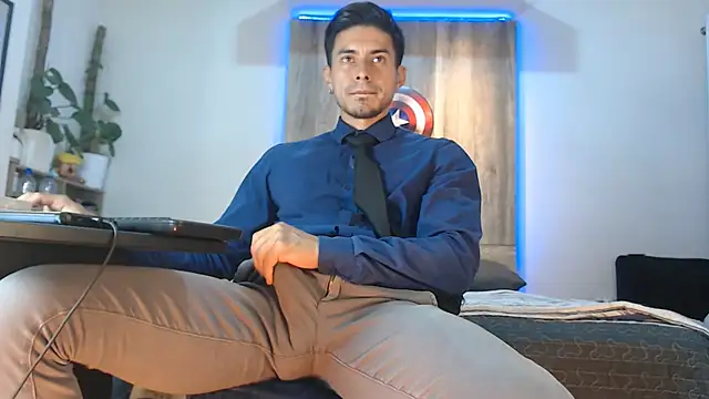 Snapshot of Andrew_4_ chatting on 8, 2, 2026 Andrew 4 online show from 8, 2, 2026