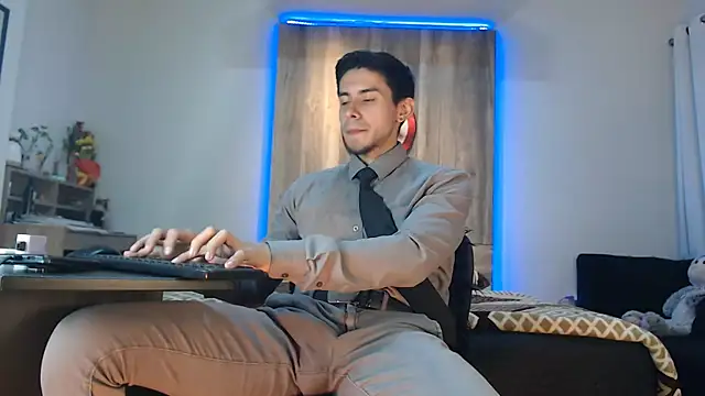 Snapshot of Andrew_4_ chatting on 14, 9, 2025 Andrew 4 online show from 14, 9, 2025