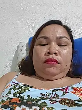 XXLorie 02 online show from 27, 6, 2026