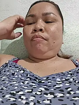 XXLorie 02 online show from 30, 6, 2026