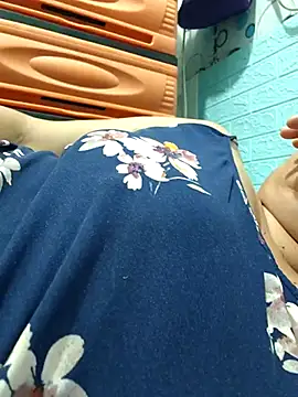 Snapshot of XXLorie_02 chatting on 24, 5, 2026 XXLorie 02 online show from 24, 5, 2026