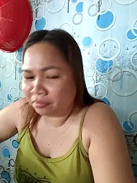 XXLorie 02 online show from 19, 6, 2026