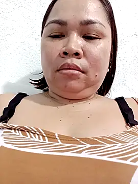 XXLorie 02 online show from 5, 11, 2025