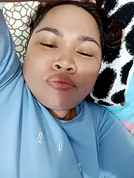 XXLorie 02 online show from 2, 12, 2025