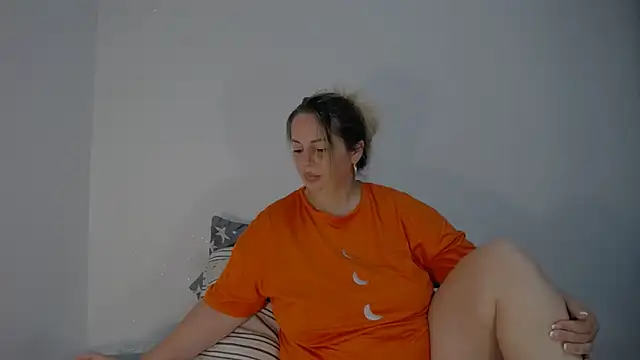 erikaerika online show from 11, 9, 2025