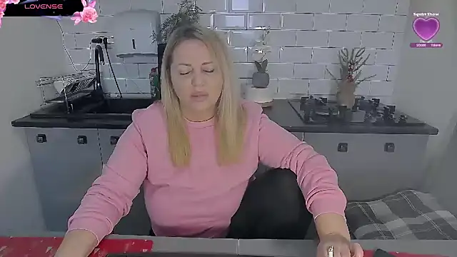 erikaerika online show from 9, 1, 2026