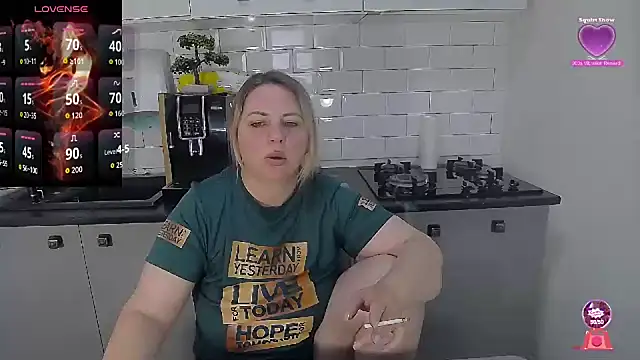 Snapshot of erikaerika chatting on 19, 6, 2026 erikaerika online show from 19, 6, 2026