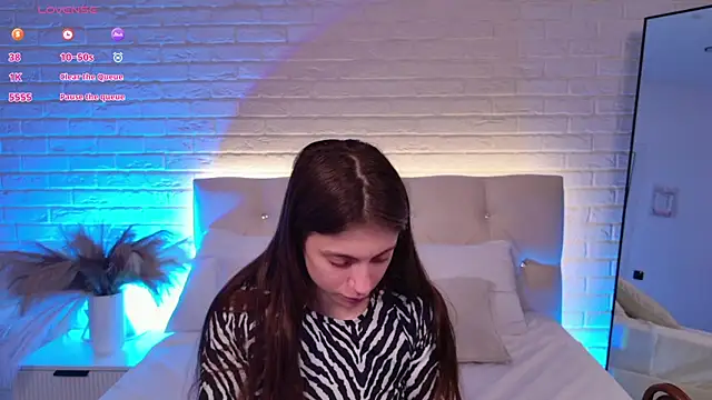 Eille Elfie online show from 7, 1, 2026