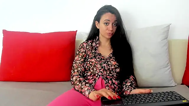 cute angel95 online show from 11, 5, 2026