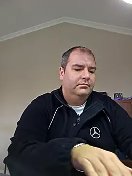 Andrew1900529 online show from 11, 11, 2025