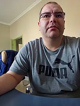 Andrew1900529 online show from 12, 3, 2025