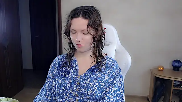 BettyGinger online show from 13, 9, 2025