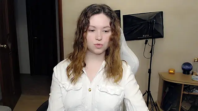 BettyGinger online show from 16, 10, 2025