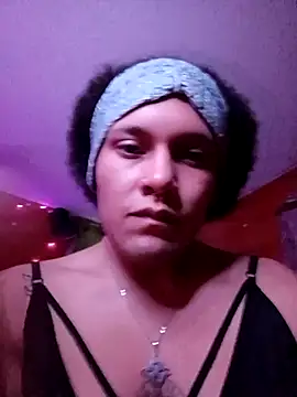 Snapshot of LUNAdeMARTE chatting on 18, 11, 2025 LUNAdeMARTE online show from 18, 11, 2025