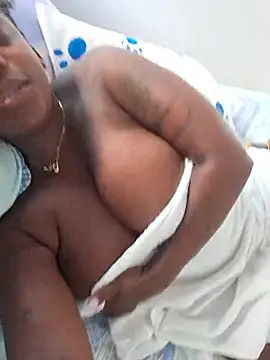 Adrilovechocolate online show from 7, 7, 2026