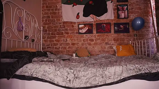 Evelively online show from 29, 9, 2025