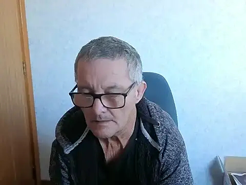 Snapshot of bigballnz chatting on 22, 6, 2026 bigballnz online show from 22, 6, 2026