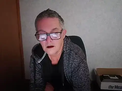 Snapshot of bigballnz chatting on 26, 6, 2026 bigballnz online show from 26, 6, 2026