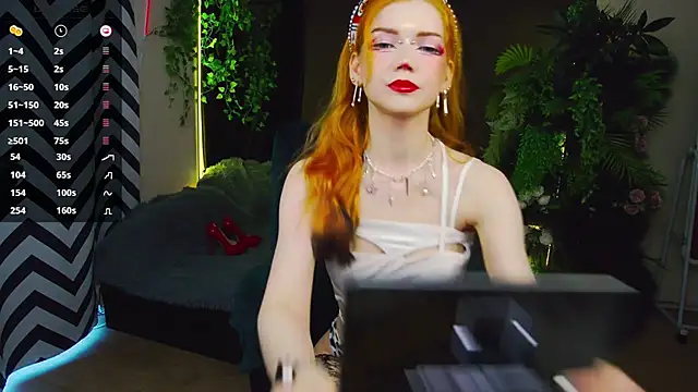 Snapshot of Misamane chatting on 5, 4, 2026 Misamane online show from 5, 4, 2026