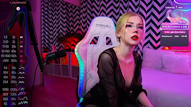 Snapshot of Misamane chatting on 7, 12, 2024 Misamane online show from 7, 12, 2024