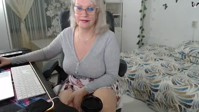 Ghertrude52 online show from 27, 3, 2026