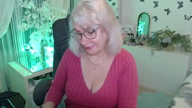 Ghertrude52 online show from 5, 2, 2026