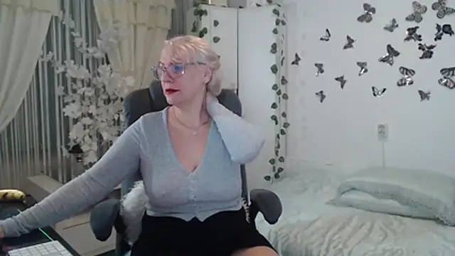 Ghertrude52 online show from 27, 2, 2026