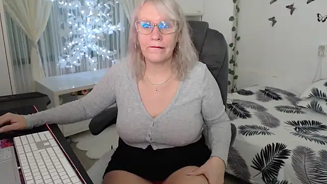 Ghertrude52 online show from 23, 3, 2026