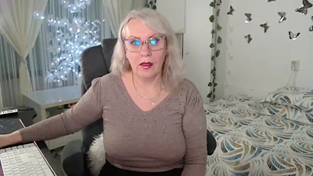 Ghertrude52 online show from 24, 3, 2026