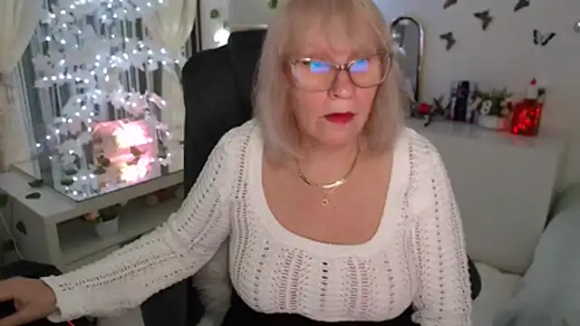 Ghertrude52 online show from 17, 12, 2025