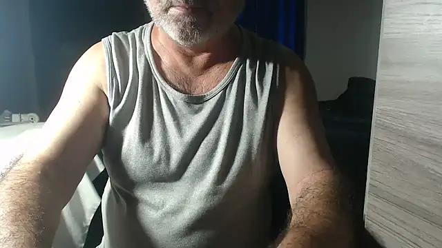 Snapshot of ferdinad20 chatting on 28, 3, 2026 ferdinad20 online show from 28, 3, 2026