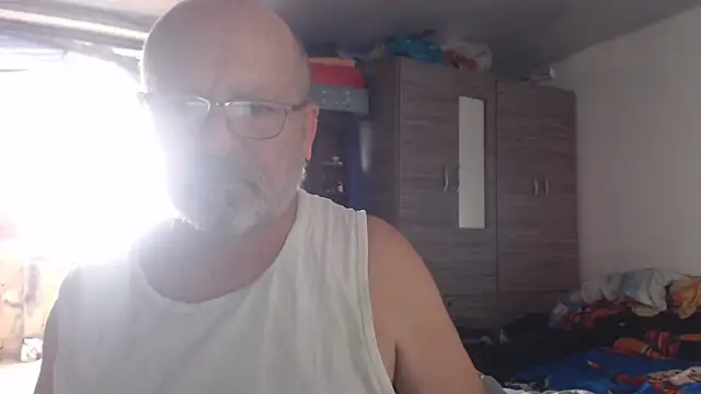 Snapshot of ferdinad20 chatting on 11, 5, 2026 ferdinad20 online show from 11, 5, 2026