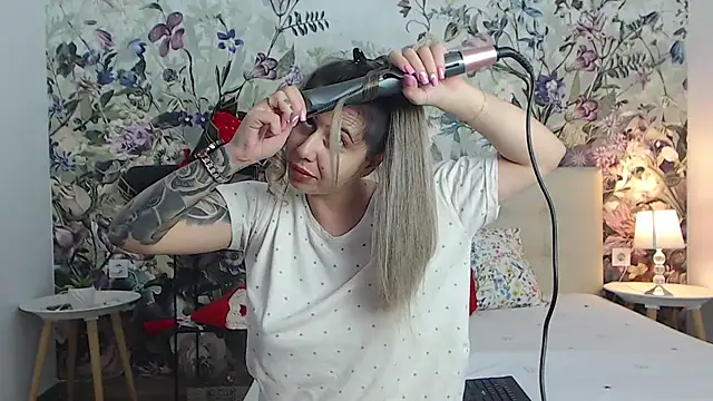 RoseDiamond06 online show from 9, 7, 2026