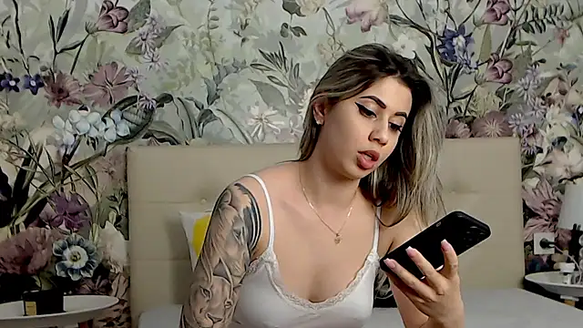 RoseDiamond06 online show from 13, 3, 2025