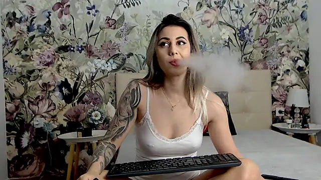 RoseDiamond06 online show from 13, 3, 2025