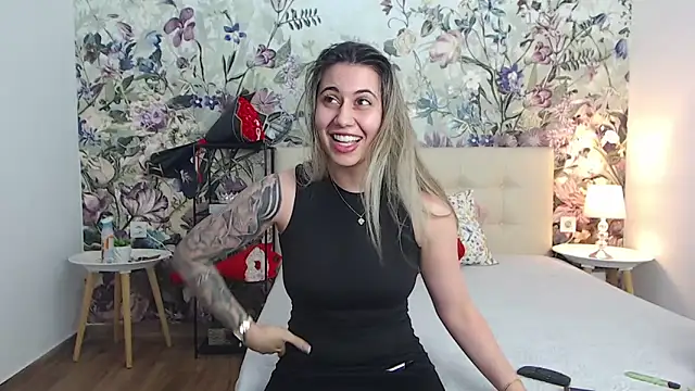 RoseDiamond06 online show from 31, 5, 2026
