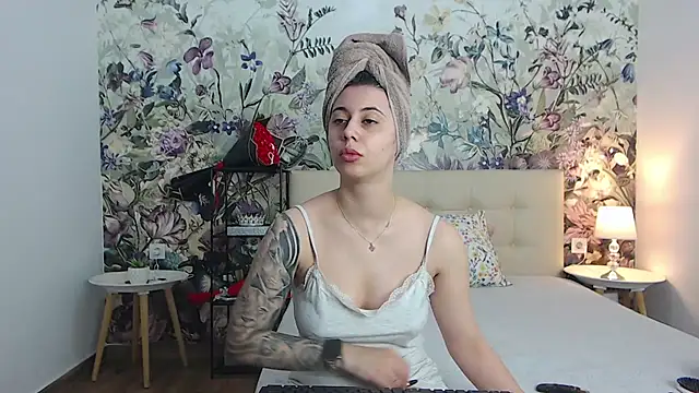 RoseDiamond06 online show from 23, 5, 2026