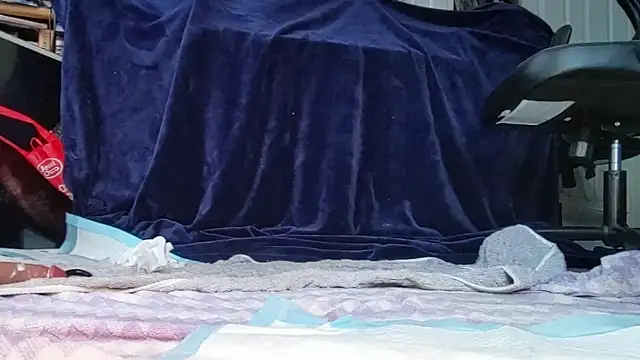 fisthole4dilfs online show from 16, 3, 2026