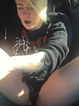 PinkTheHawk online show from 1, 11, 2025