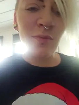 PinkTheHawk online show from 14, 11, 2025