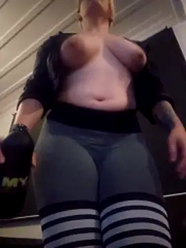 PinkTheHawk online show from 21, 2, 2026